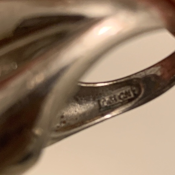 Faux Pearl with Cubic zirconia ring - Picture 4 of 4